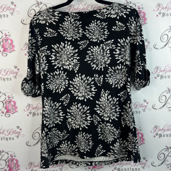 Karen Scott top shirt firework flowers floral  Black and White Floral Blouse - Picture 2 of 14